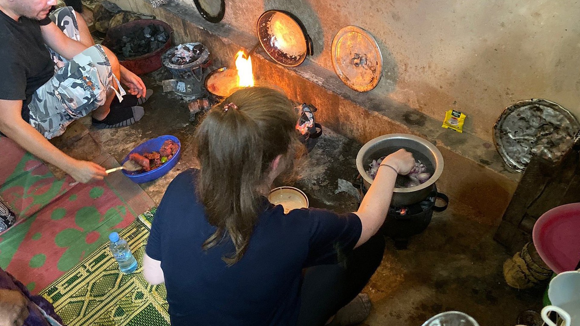 Traditional-Cooking-Class-Local-Market